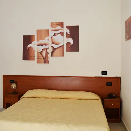 B&B Centrale Affittacamere Bed & Breakfast