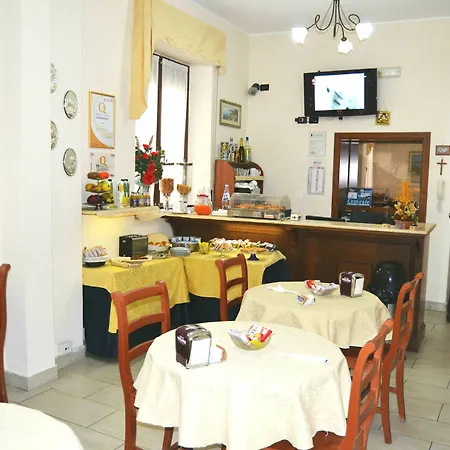 B&B Centrale Affittacamere Bed & Breakfast