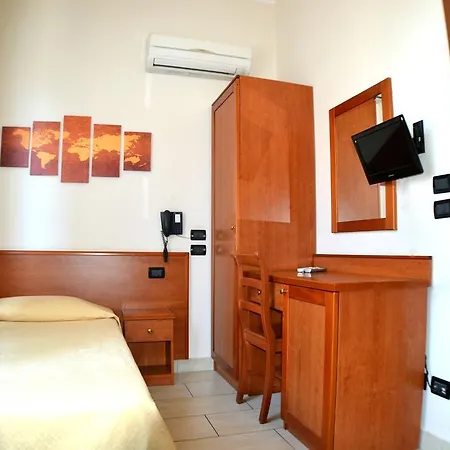 B&B Centrale Affittacamere Oda ve Kahvaltı