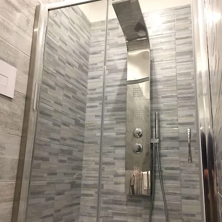 B&B Centrale Affittacamere Oda ve Kahvaltı