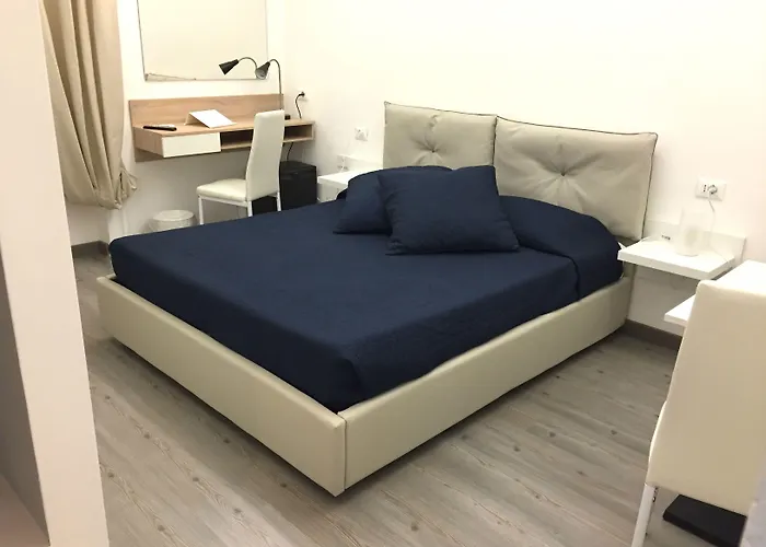 Bed & Breakfast B&B Centrale Affittacamere 4*