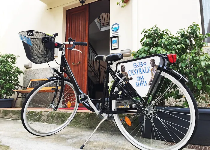 Bed & Breakfast B&B Centrale Affittacamere 4*